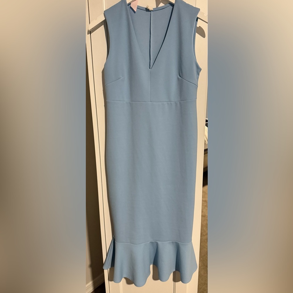 Elegant Sleeveless Blue Dress